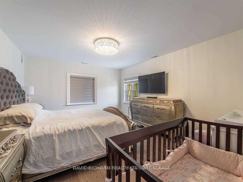 Photo 26 of 446 Glencairn Avenue, Toronto, Bedford Park-Nortown — HOMEH