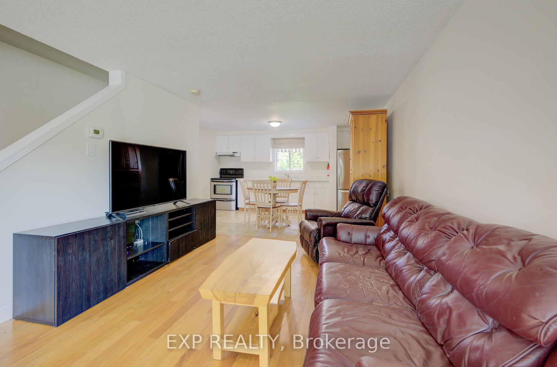 Photo 5 of 4 Troy Crescent, Guelph, Grange Road — HOMEH