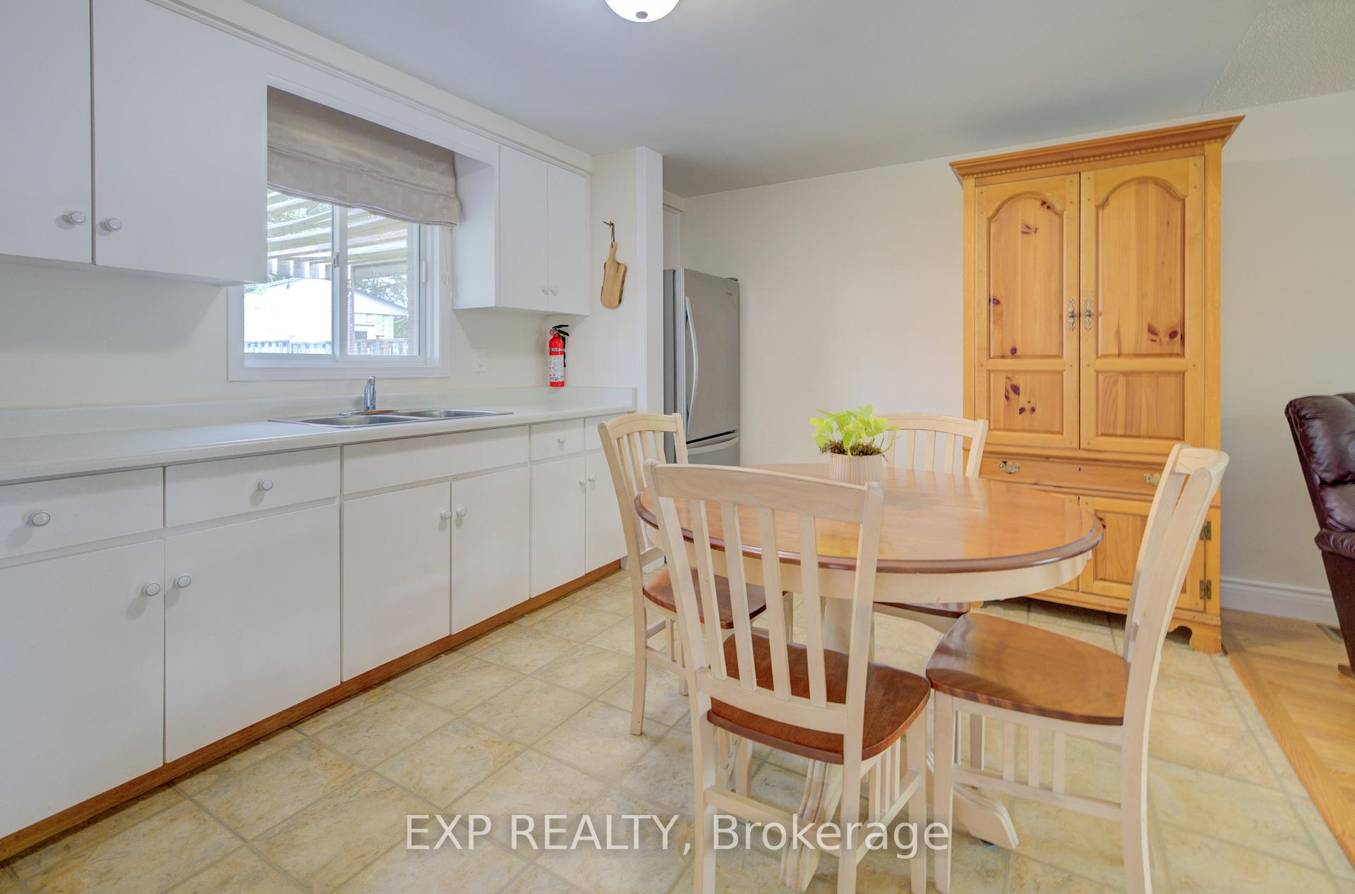 Photo 8 of 4 Troy Crescent, Guelph, Grange Road — HOMEH