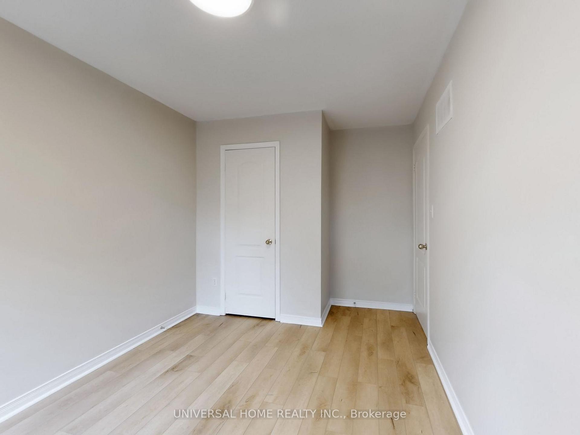 Photo 18 of 49 Cariglia Trail, Markham, Village Green-South Unionville — HOMEH