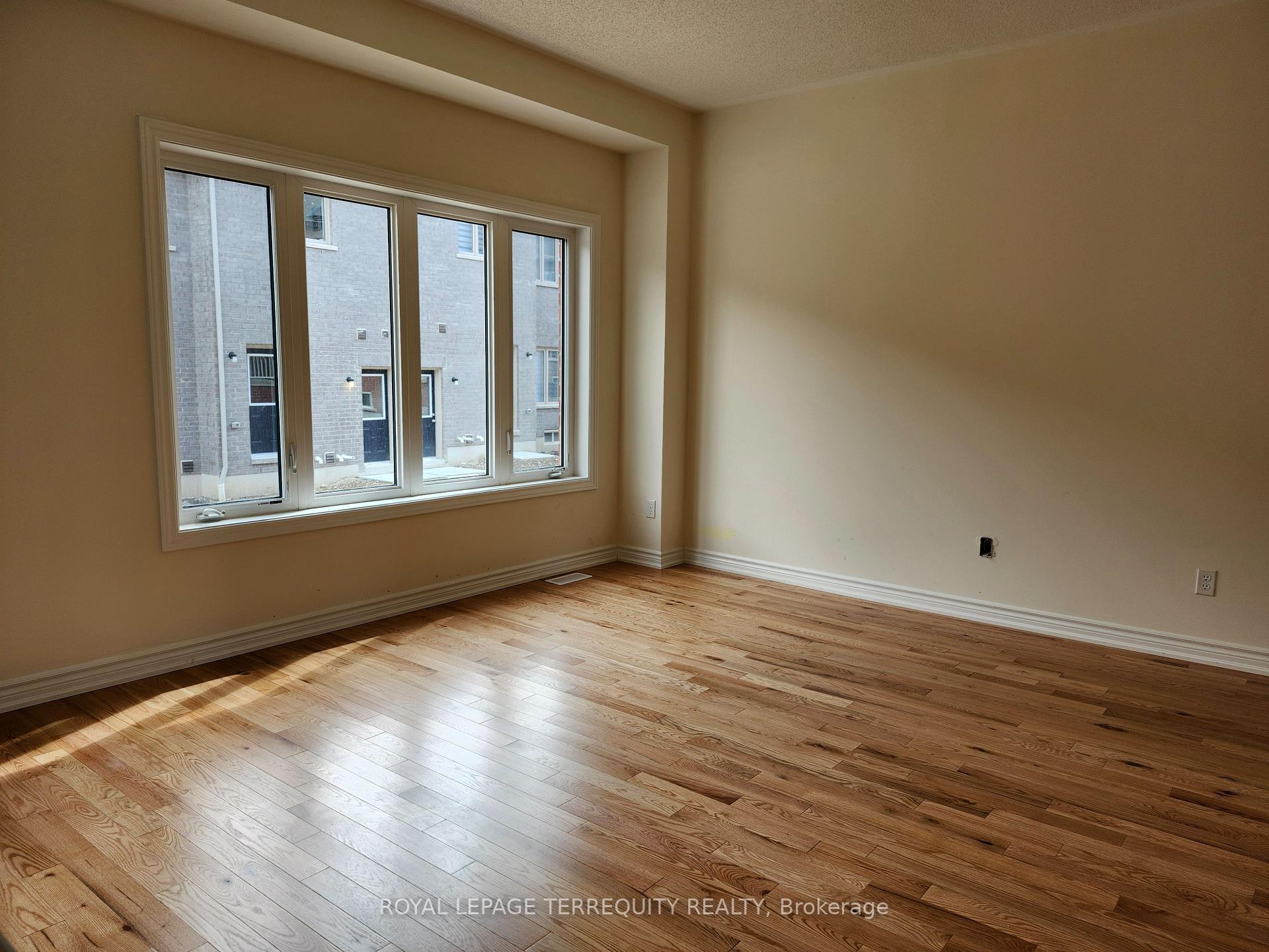 Photo 2 of 1117 Marathon Avenue, Pickering, Rural Pickering — HOMEH