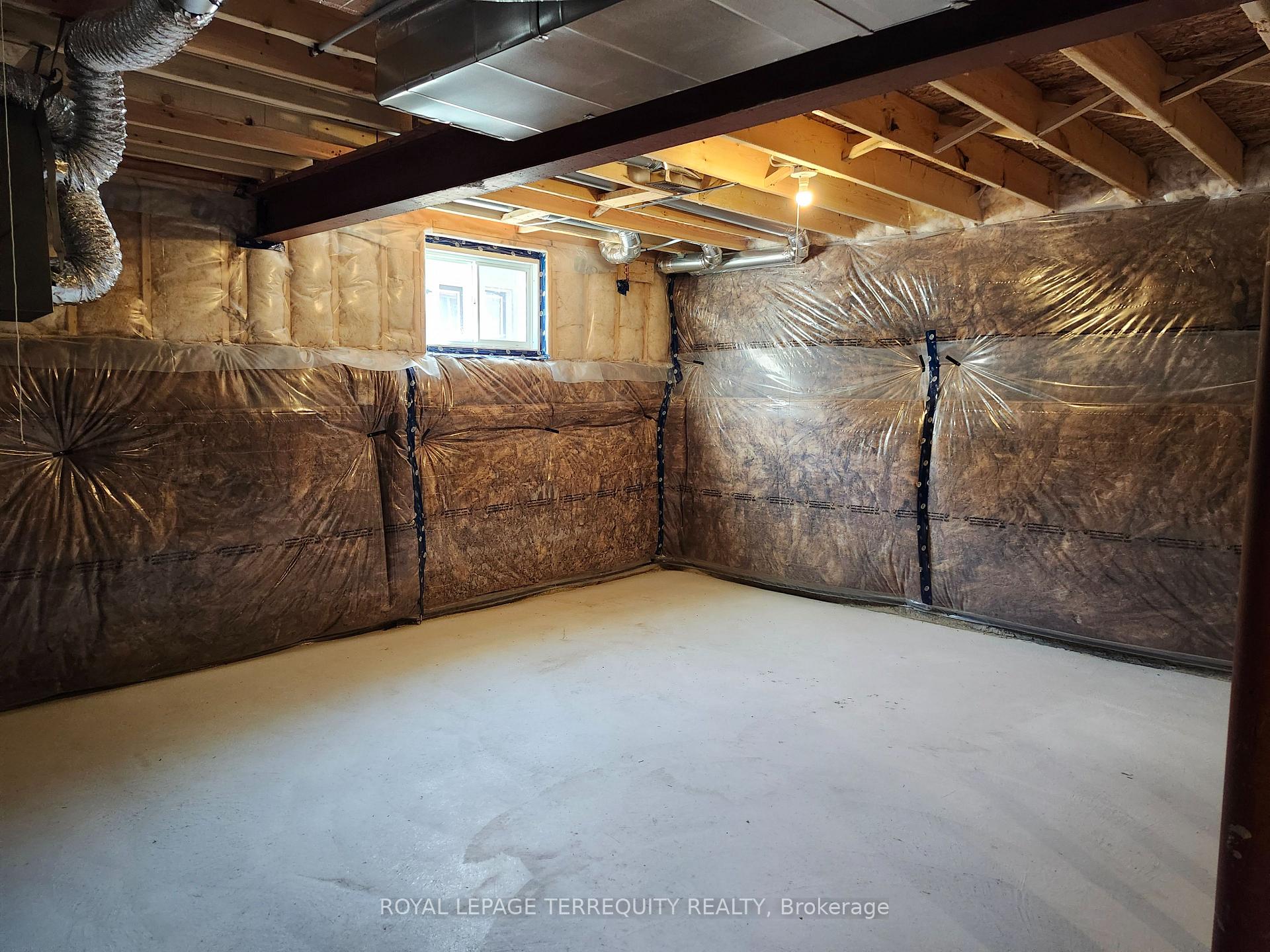 Photo 18 of 1117 Marathon Avenue, Pickering, Rural Pickering — HOMEH