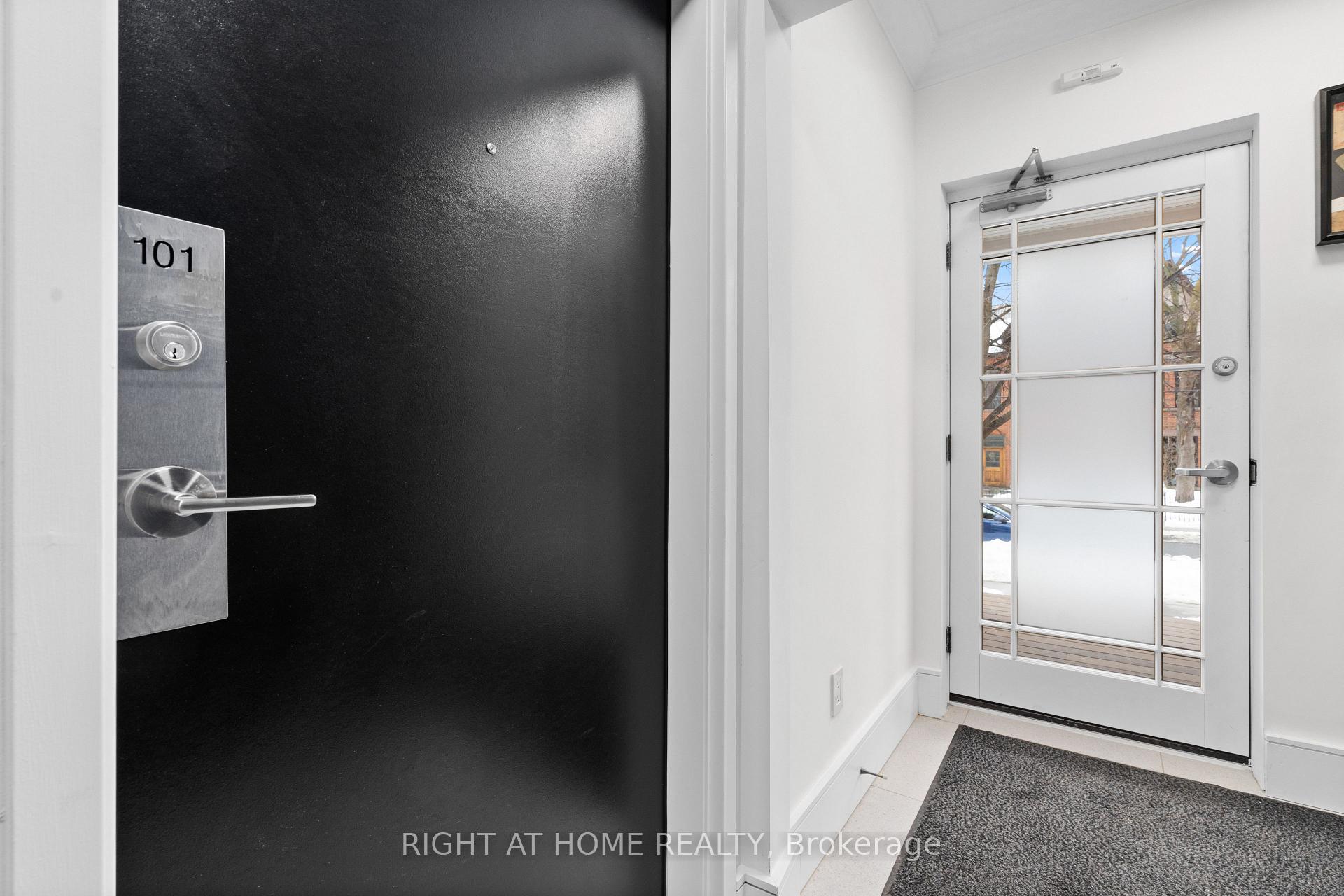 Photo 5 of Unit 101, 60 Winchester Street, Toronto, Cabbagetown-South St. James Town — HOMEH