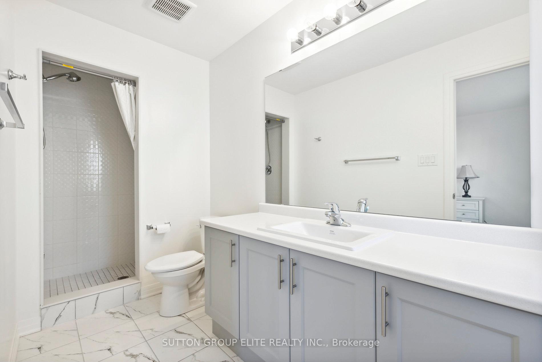 Photo 27 of Unit 65, 31 Caspian Square, Clarington, Bowmanville — HOMEH