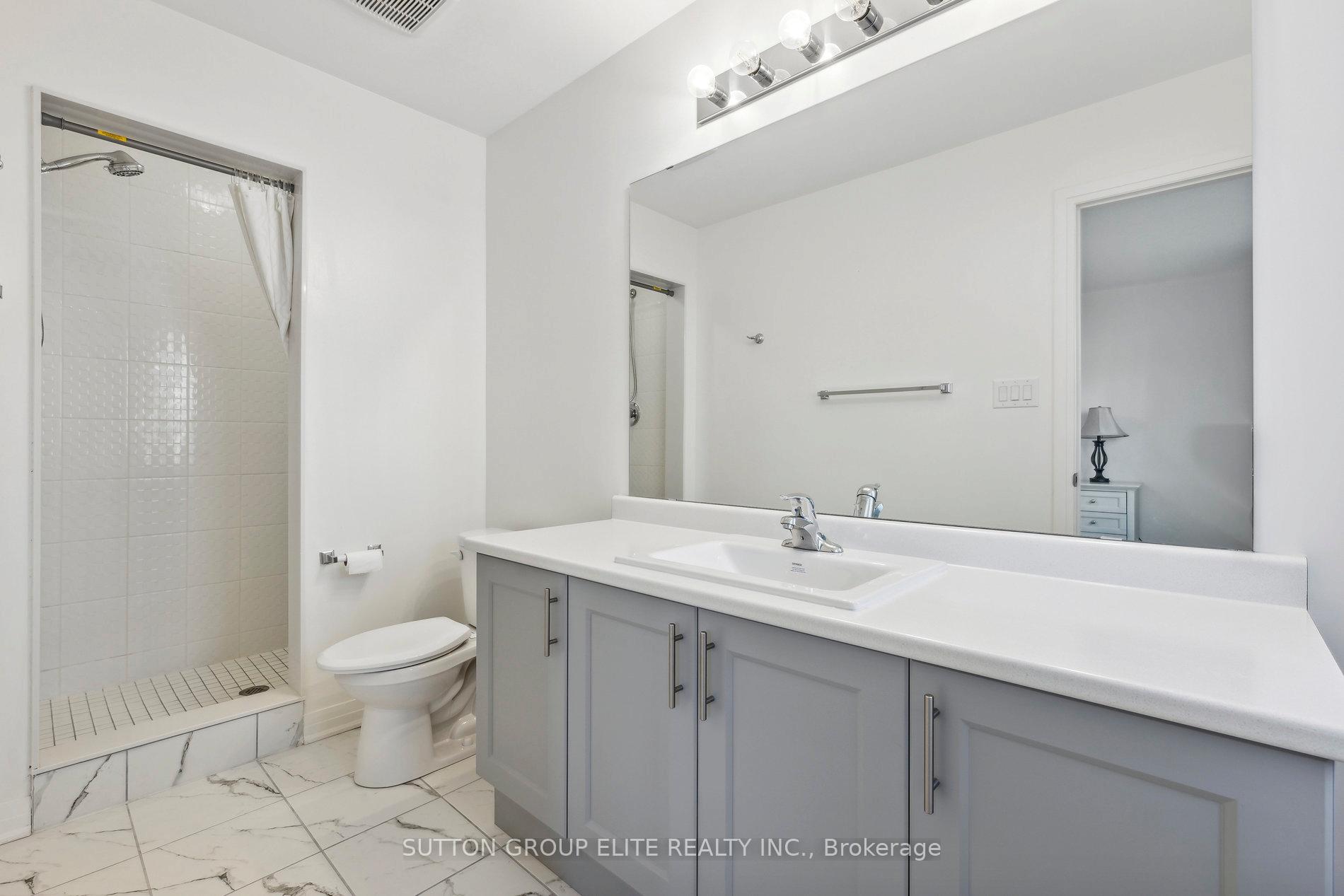 Photo 15 of Unit 65, 31 Caspian Square, Clarington, Bowmanville — HOMEH