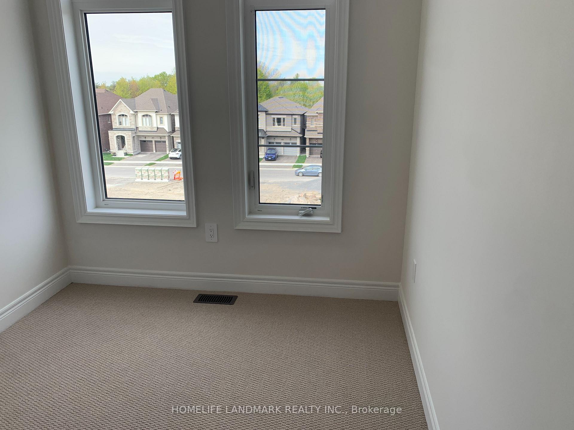 Photo 11 of 2814 Tippett Mews, Pickering, Rural Pickering — HOMEH