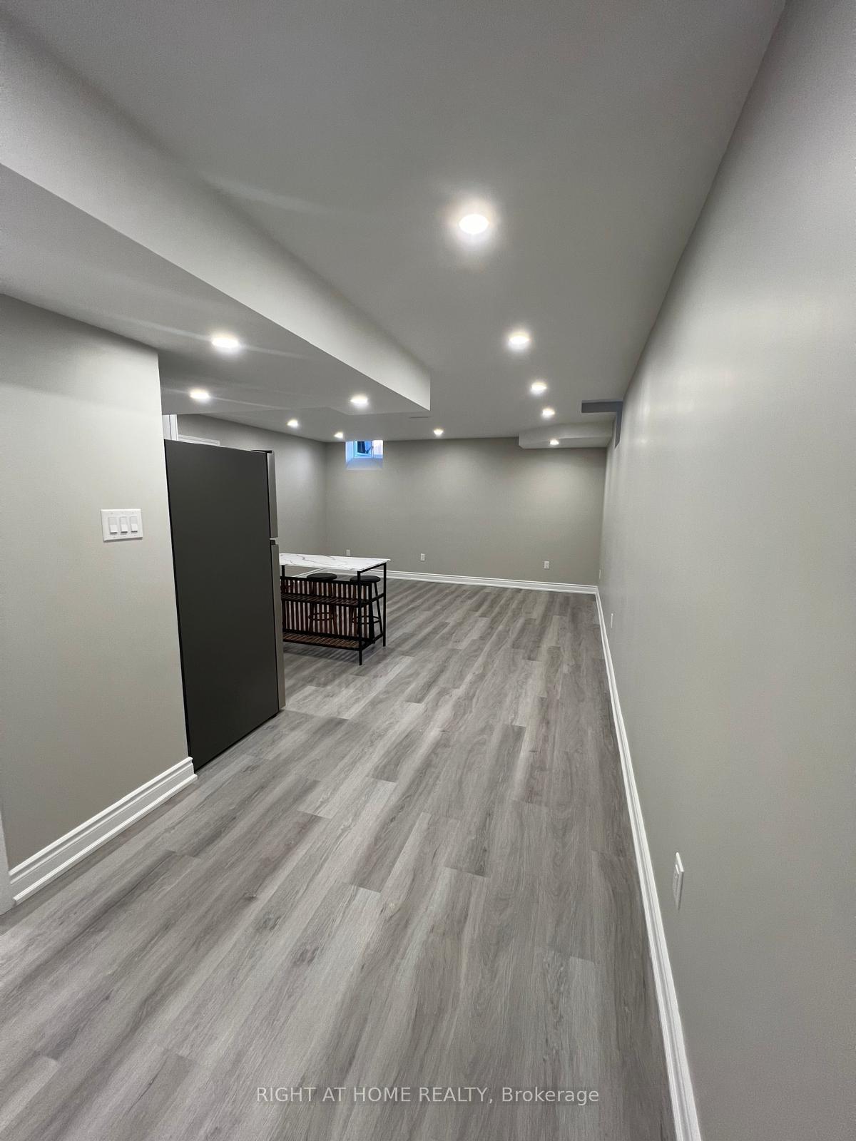 Photo 5 of 1156 Caliper Lane N, Pickering, Rural Pickering — HOMEH