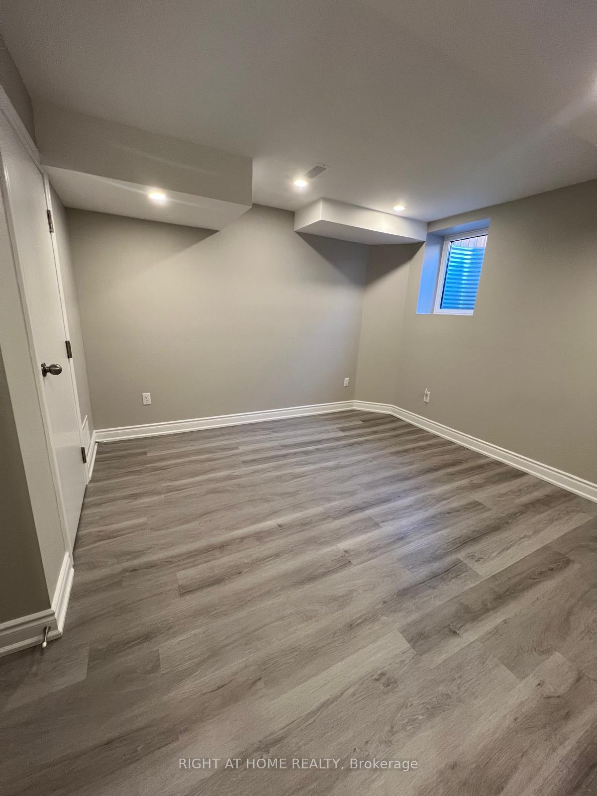 Photo 11 of 1156 Caliper Lane N, Pickering, Rural Pickering — HOMEH