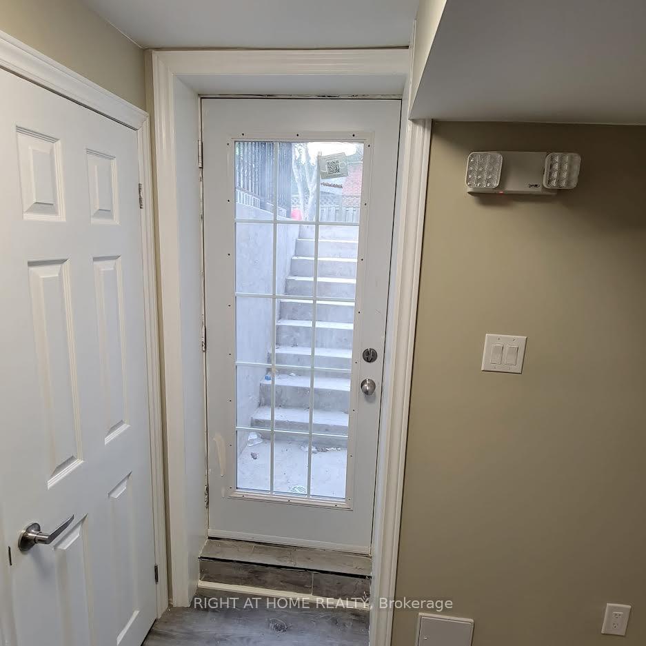 Photo 1 of Unit 1519 a, 1519 Eagleview Drive, Pickering, Liverpool — HOMEH