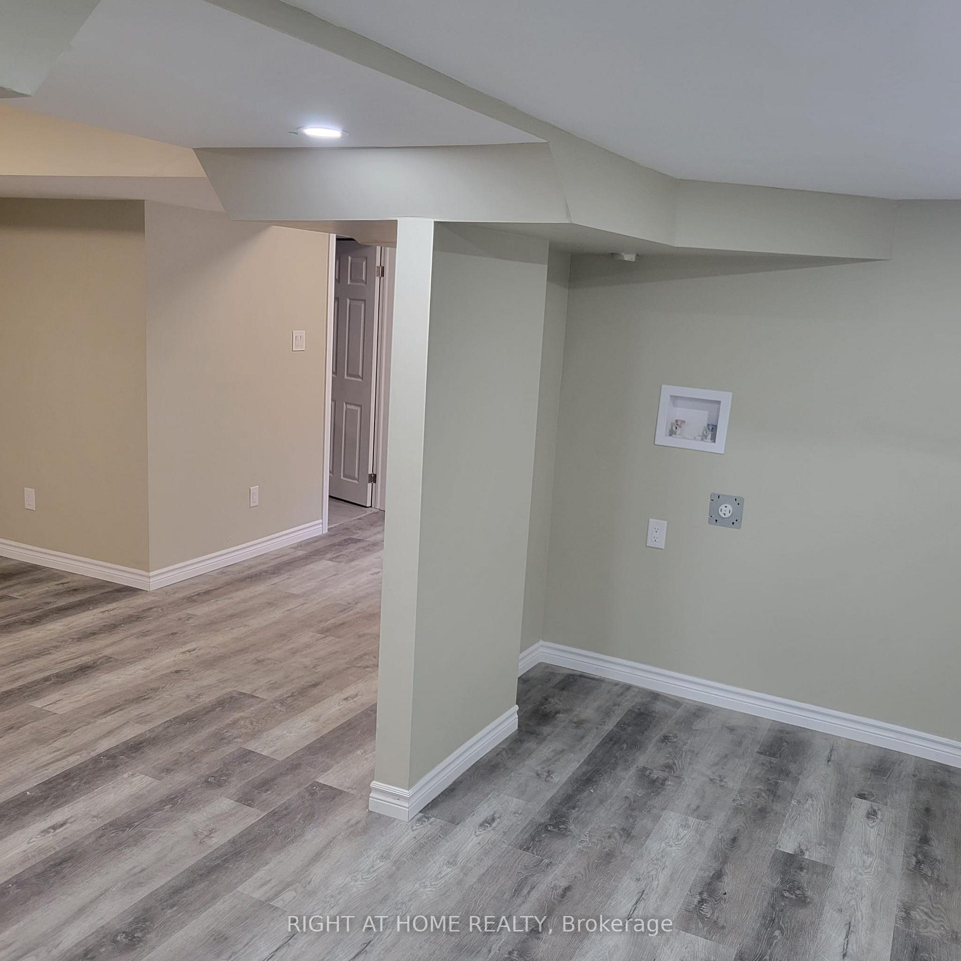 Photo 5 of Unit 1519 a, 1519 Eagleview Drive, Pickering, Liverpool — HOMEH
