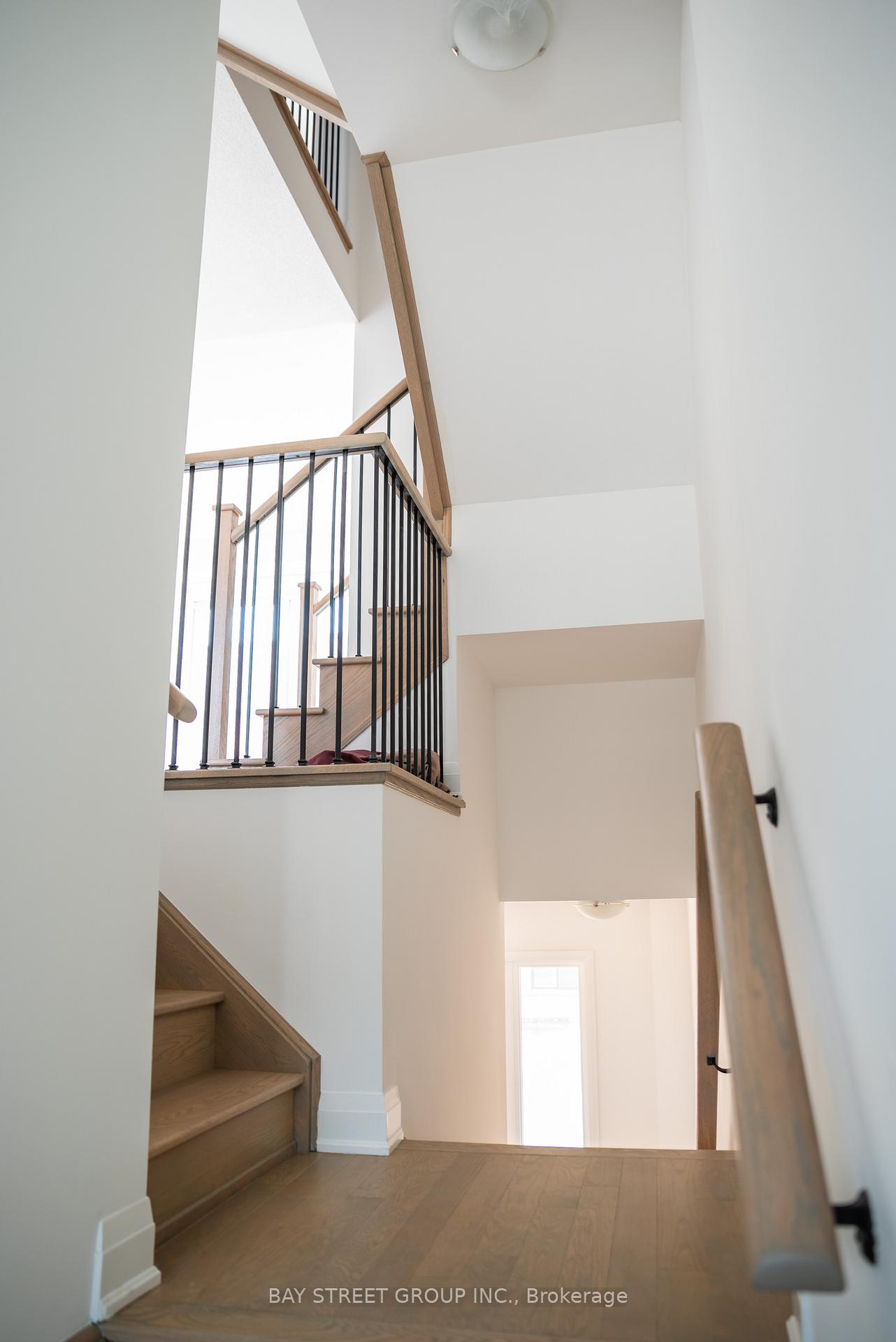 Photo 2 of 38 Dorian Drive, Whitby, Rural Whitby — HOMEH