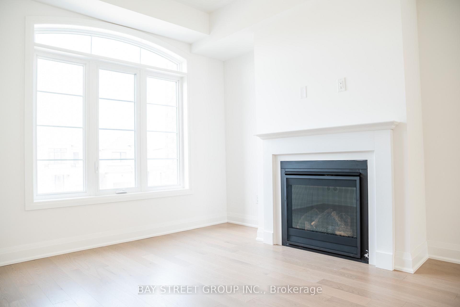 Photo 23 of 38 Dorian Drive, Whitby, Rural Whitby — HOMEH