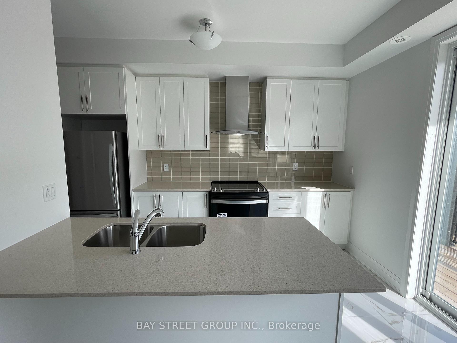 Photo 6 of 38 Dorian Drive, Whitby, Rural Whitby — HOMEH
