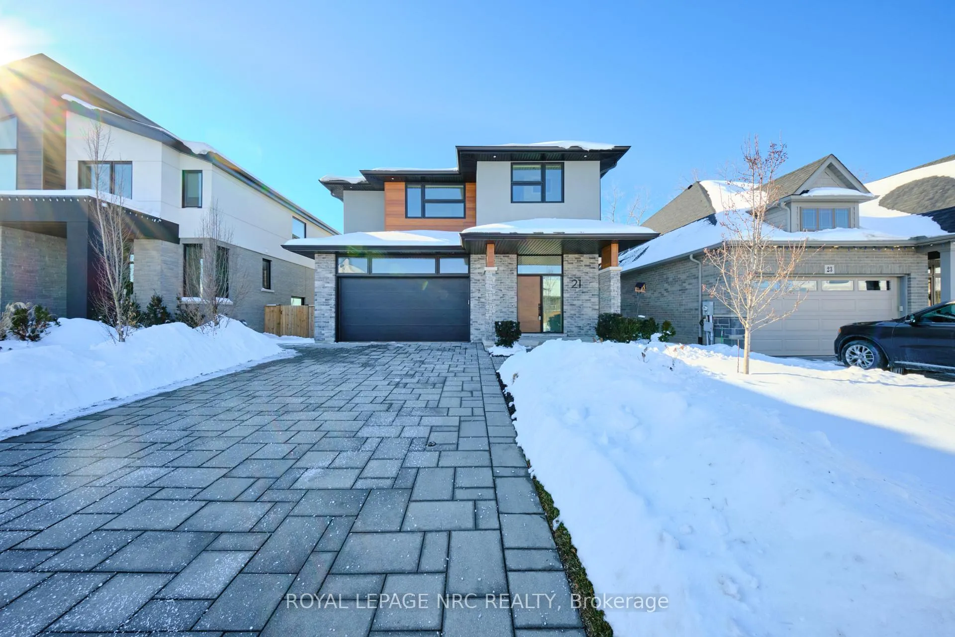 Photo 3 of 21 Singer Street, Thorold, Hurricane/Merrittville — HOMEH