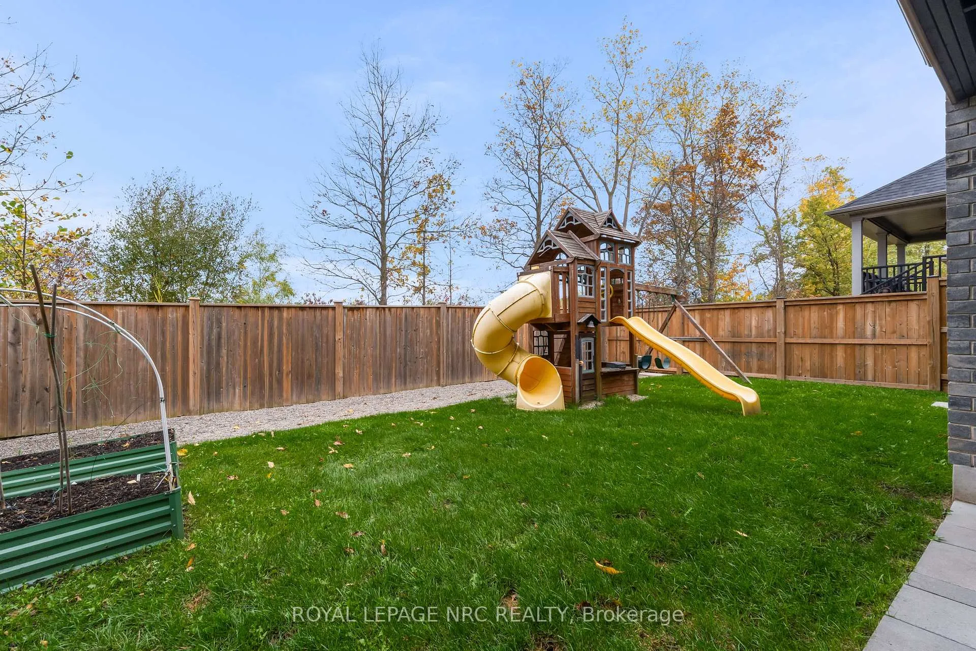 Photo 6 of 21 Singer Street, Thorold, Hurricane/Merrittville — HOMEH