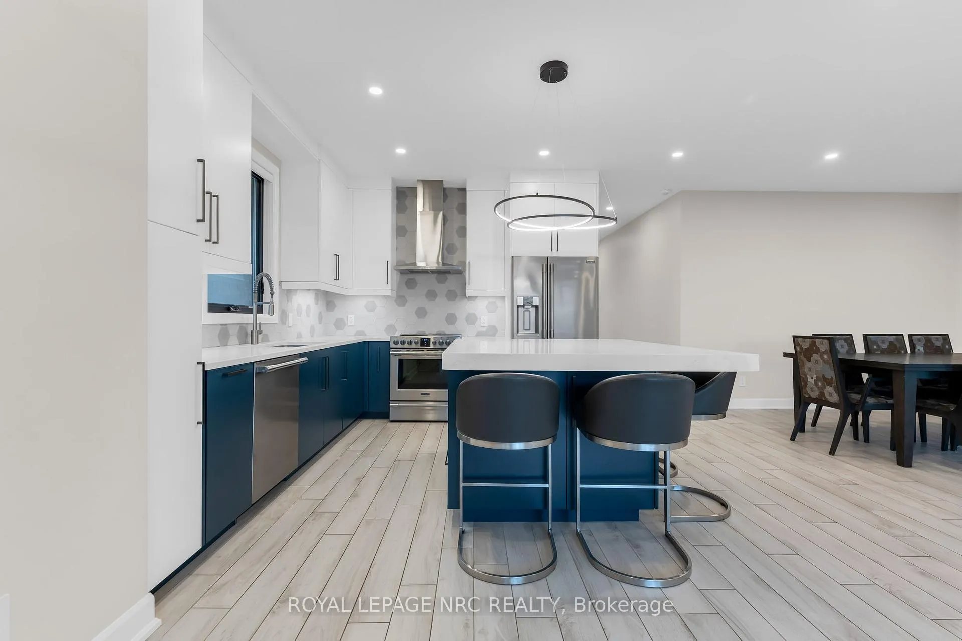 Photo 12 of 21 Singer Street, Thorold, Hurricane/Merrittville — HOMEH