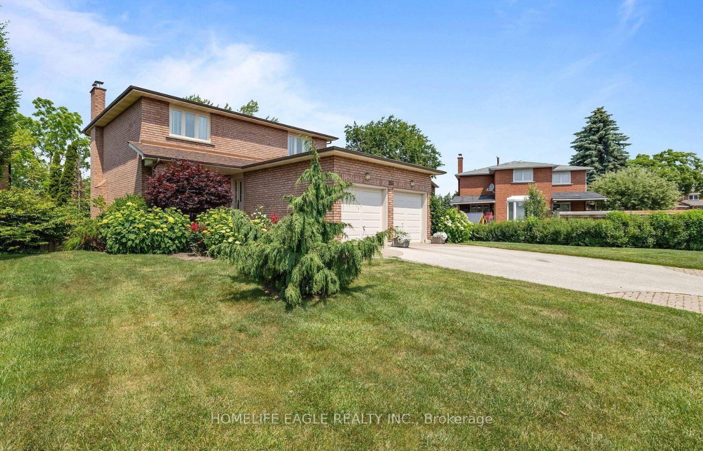 Photo 8 of 263 Clover Leaf Street, Vaughan, East Woodbridge — HOMEH