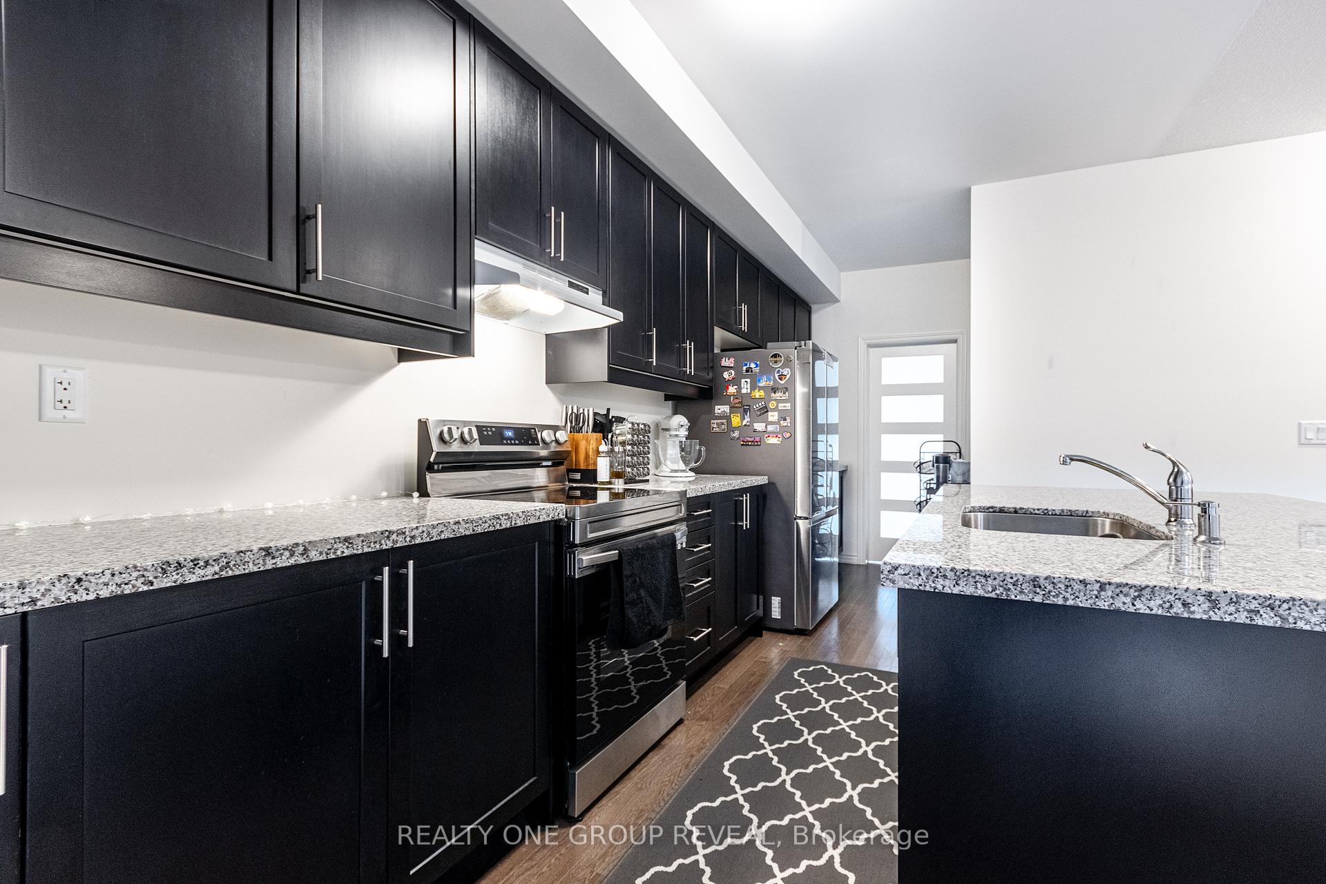 Photo 9 of 526 Danks Ridge Drive, Ajax, South East — HOMEH