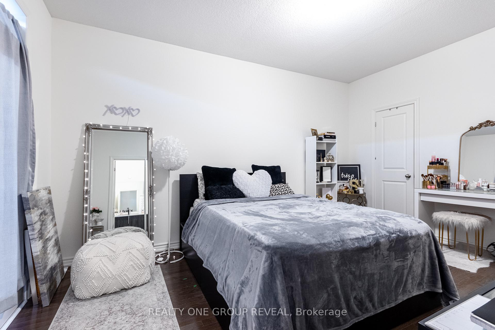Photo 15 of 526 Danks Ridge Drive, Ajax, South East — HOMEH