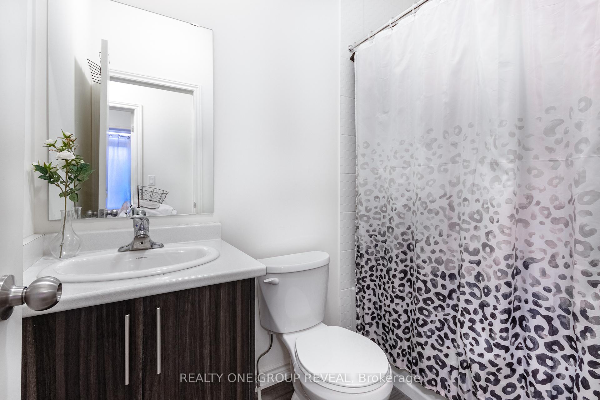 Photo 13 of 526 Danks Ridge Drive, Ajax, South East — HOMEH