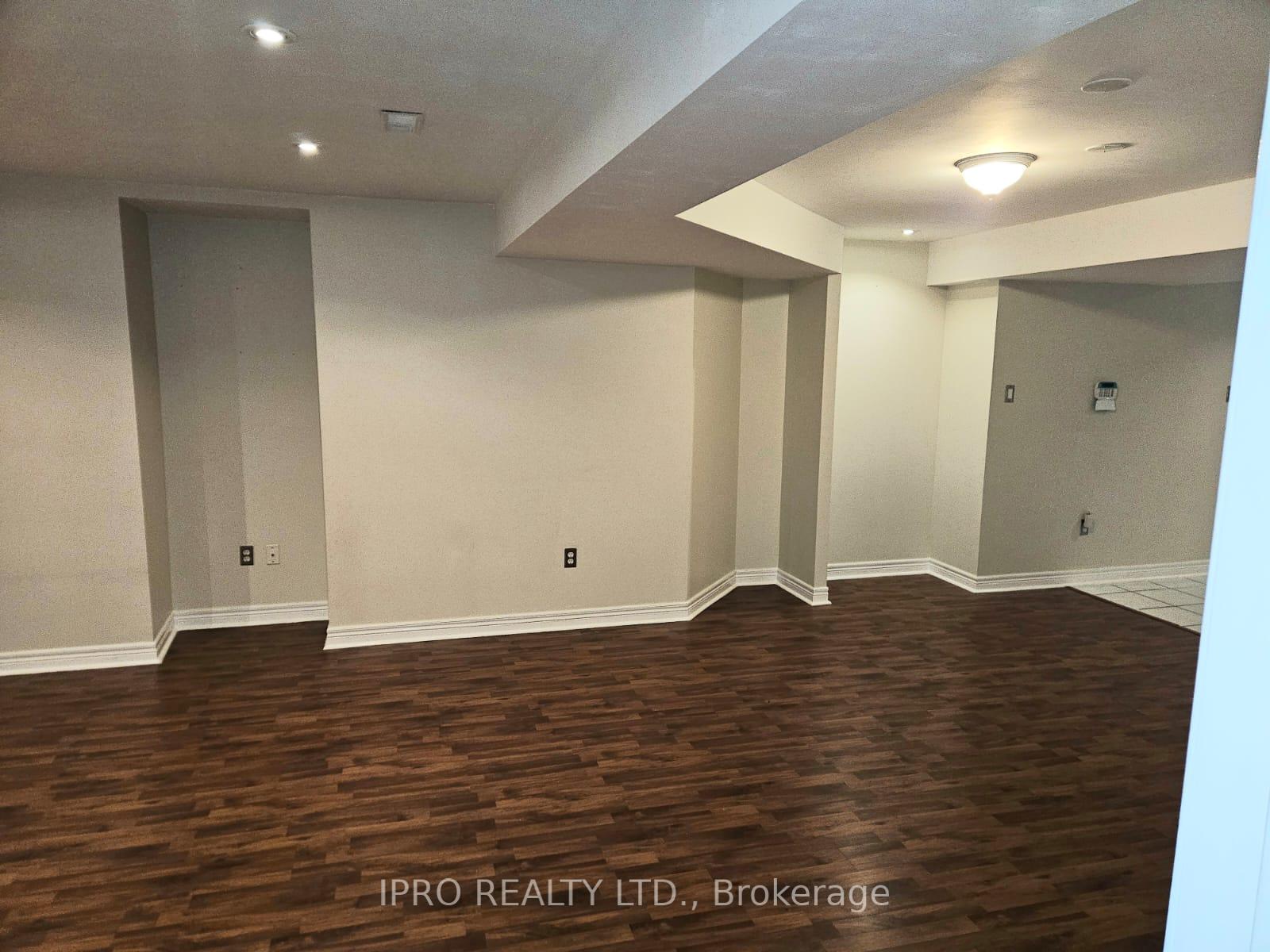 Photo 3 of 400 delaney Drive, Ajax, Central West — HOMEH