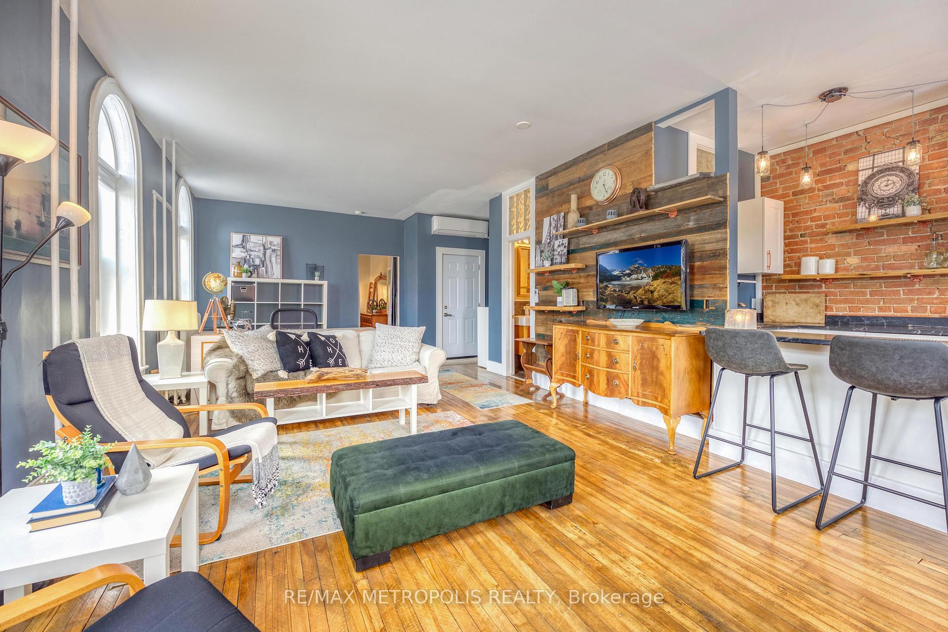 Photo 32 of Unit #2 (Upper), 157 Lochiel Street, Sarnia — HOMEH