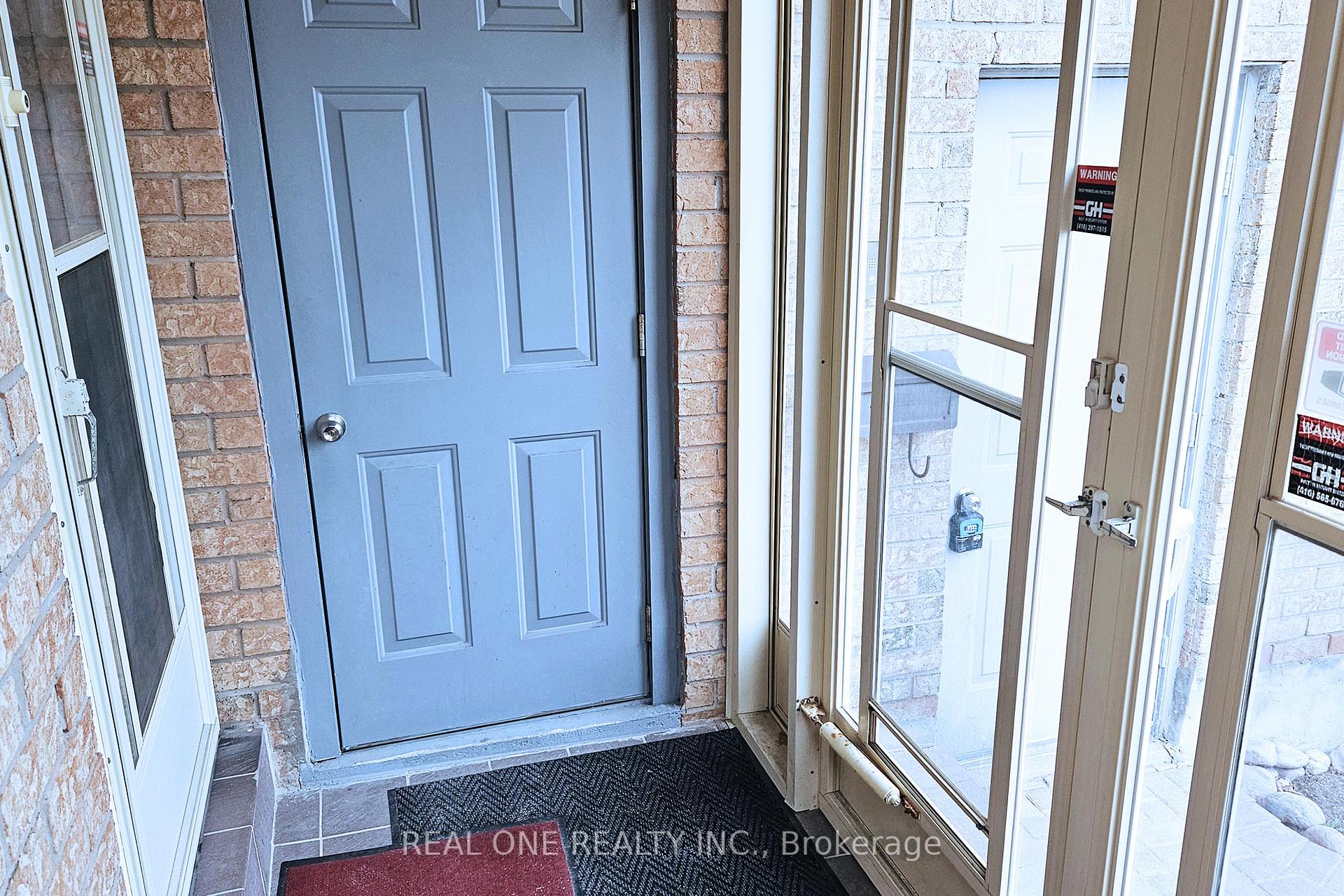 Photo 12 of 25 Bendamere Crescent, Markham, Raymerville — HOMEH
