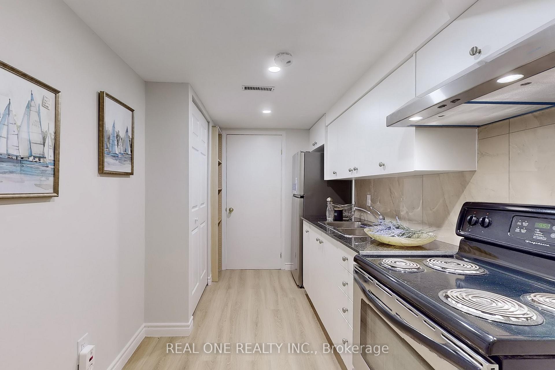 Photo 5 of 38 Wingrove Street, Markham, Wismer — HOMEH