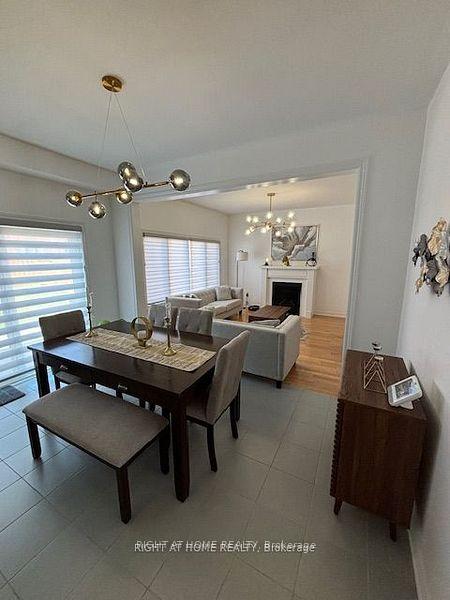 Photo 5 of 378 Danny Wheeler Boulevard, Georgina, Keswick North — HOMEH