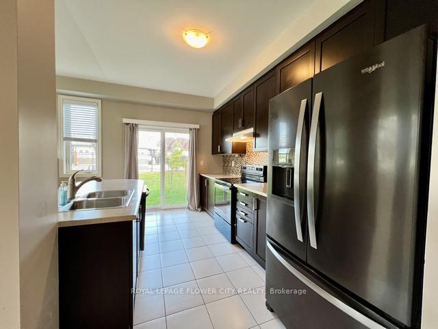 Photo 7 of 43 Gregory Avenue, Collingwood — HOMEH