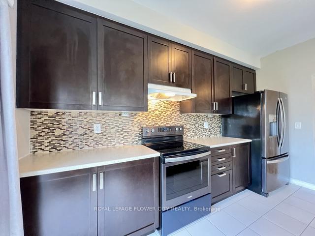 Photo 9 of 43 Gregory Avenue, Collingwood — HOMEH