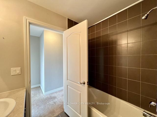 Photo 25 of 43 Gregory Avenue, Collingwood — HOMEH