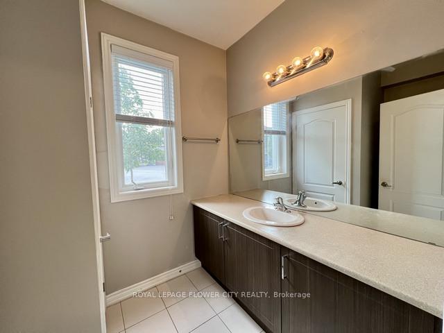 Photo 27 of 43 Gregory Avenue, Collingwood — HOMEH