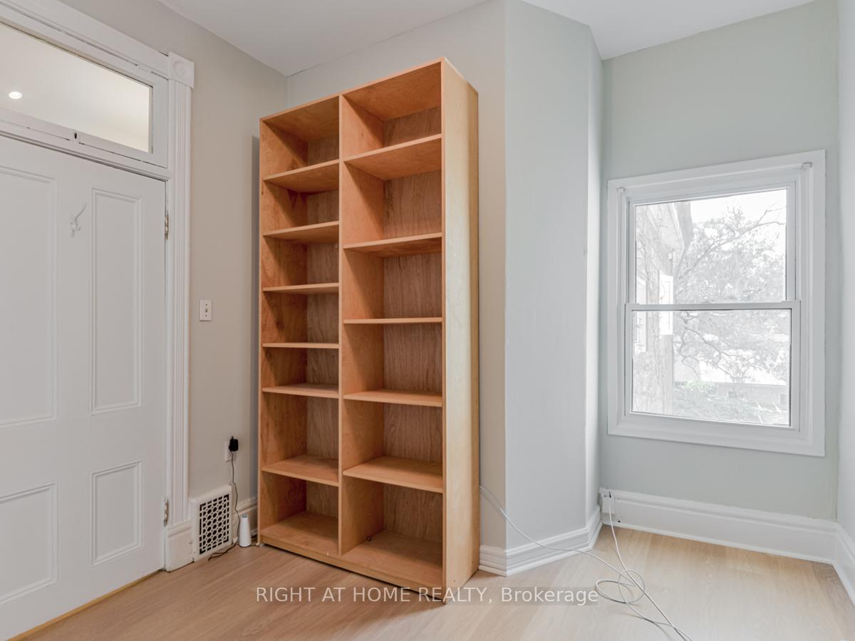 Photo 20 of 168 Borden Street, Toronto, University — HOMEH