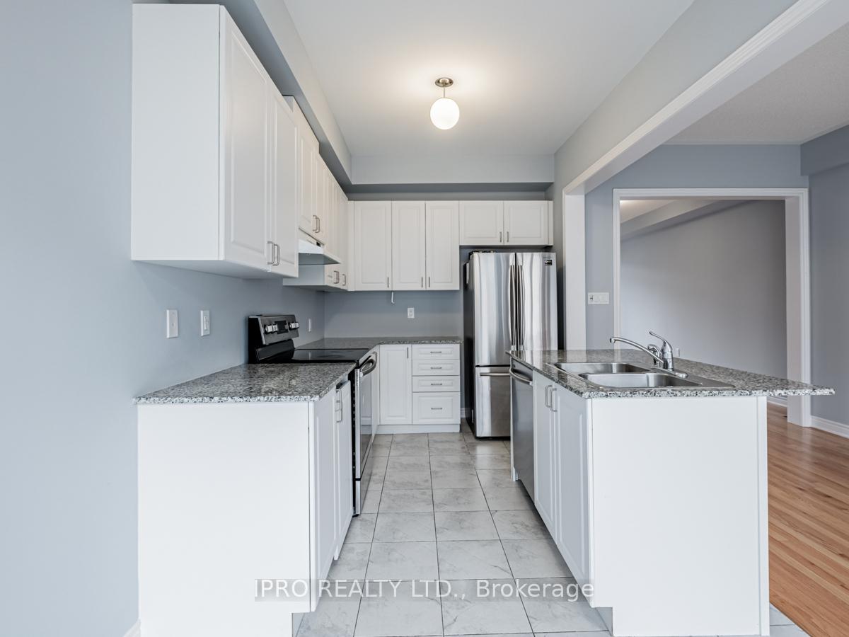 Photo 13 of 75 Farooq Boulevard, Vaughan, Vellore Village — HOMEH