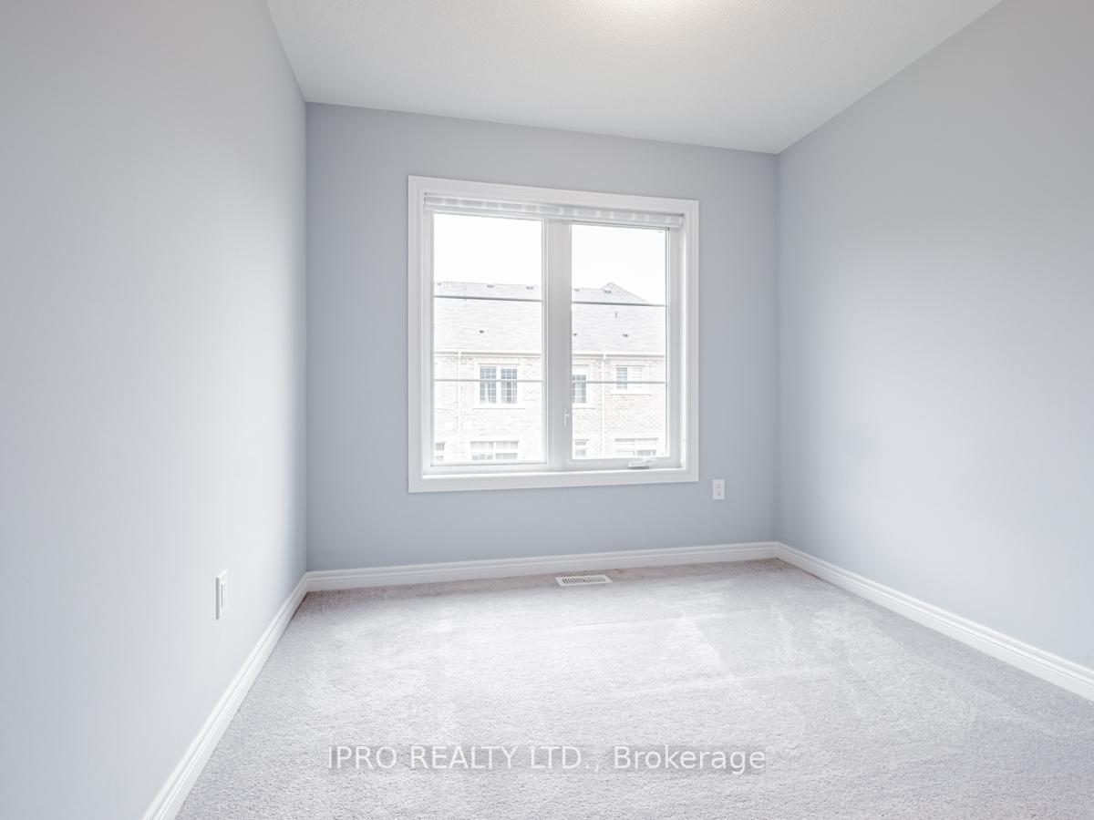 Photo 23 of 75 Farooq Boulevard, Vaughan, Vellore Village — HOMEH