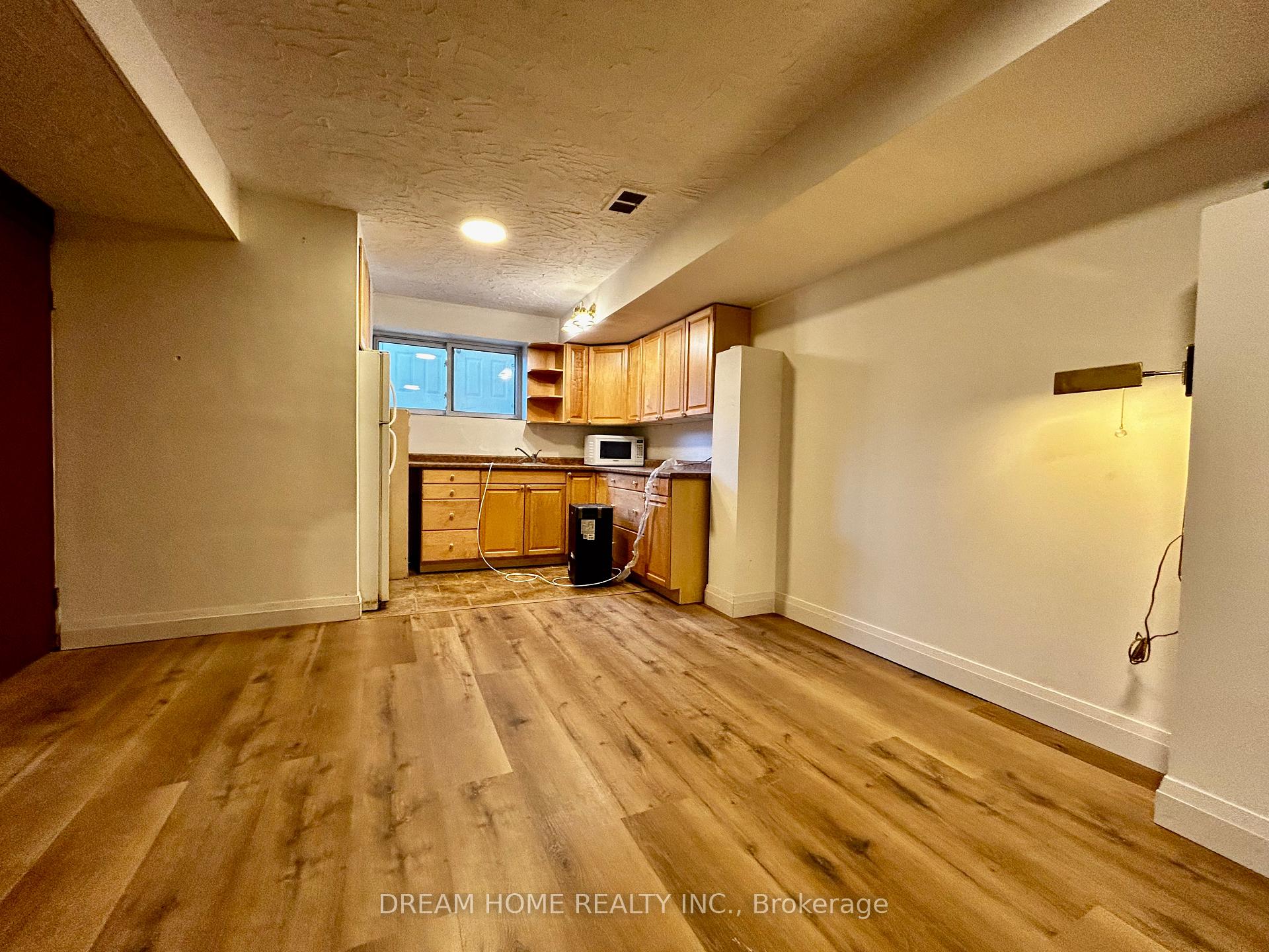 Photo 12 of 32 Davidson Drive, Vaughan, Islington Woods — HOMEH