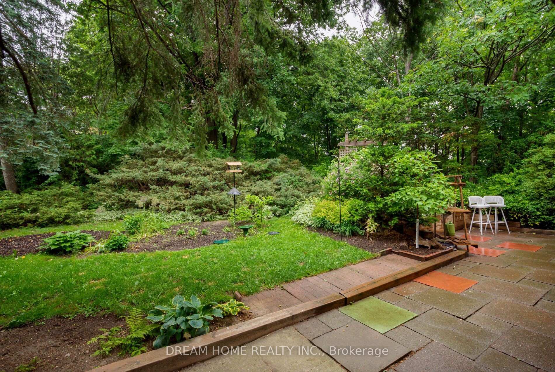 Photo 8 of 32 Davidson Drive, Vaughan, Islington Woods — HOMEH