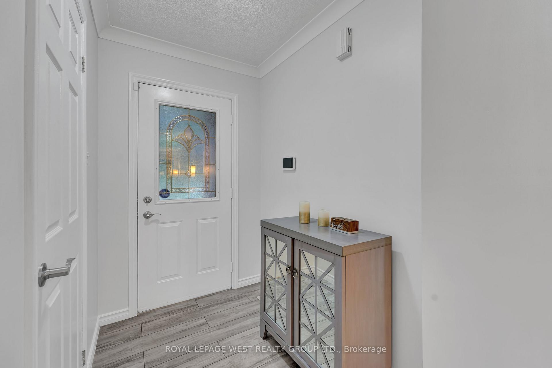 Photo 6 of 9 Webb Street, Barrie, Painswick North — HOMEH