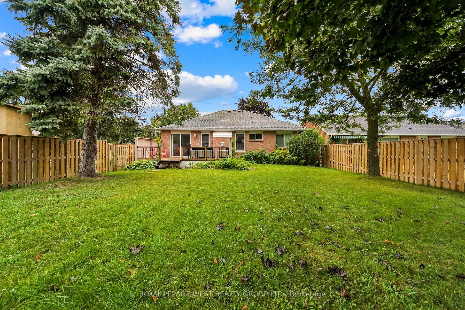 Photo 30 of 9 Webb Street, Barrie, Painswick North — HOMEH