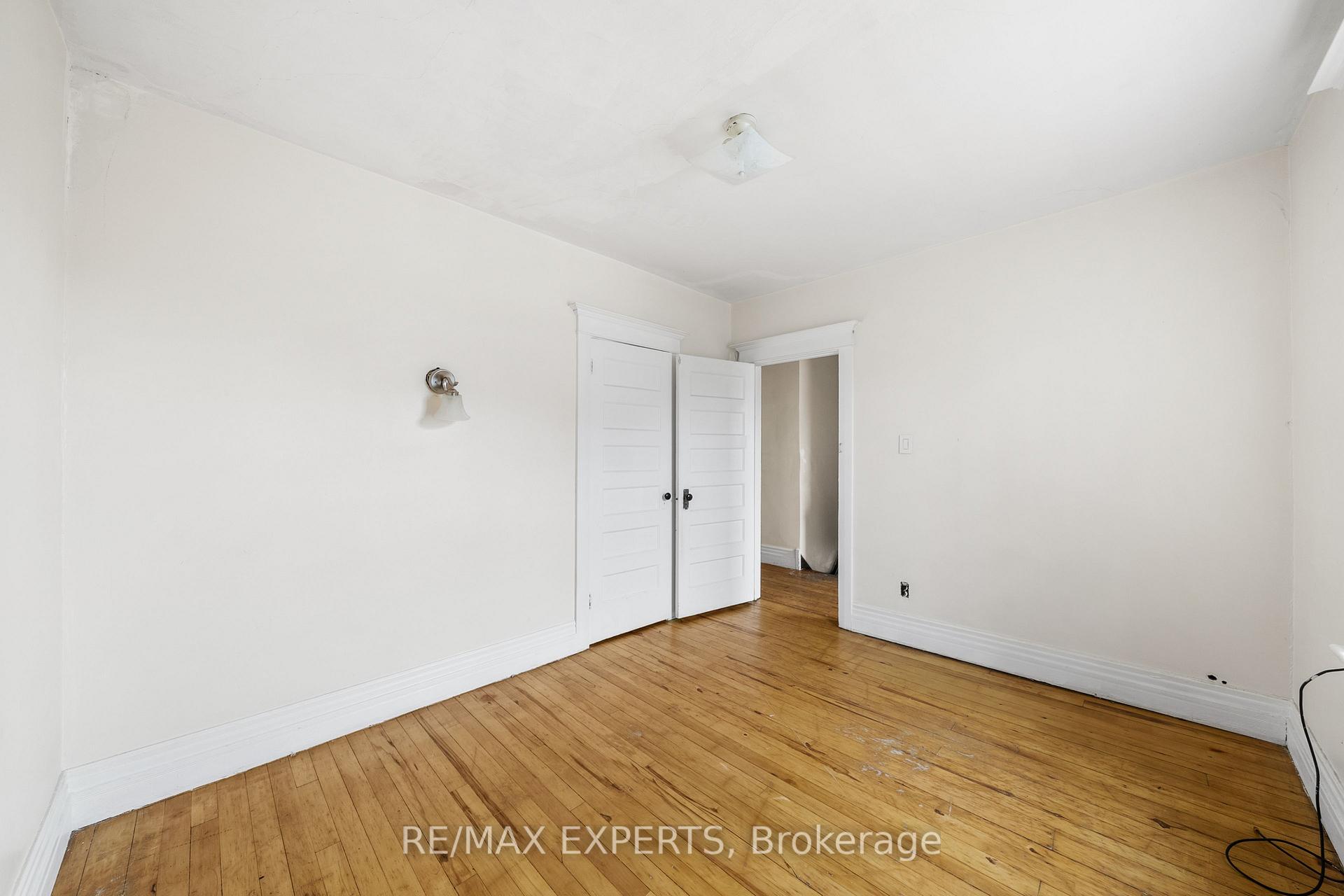 Photo 9 of 54 Tiffin Street, Barrie, Allandale Centre — HOMEH