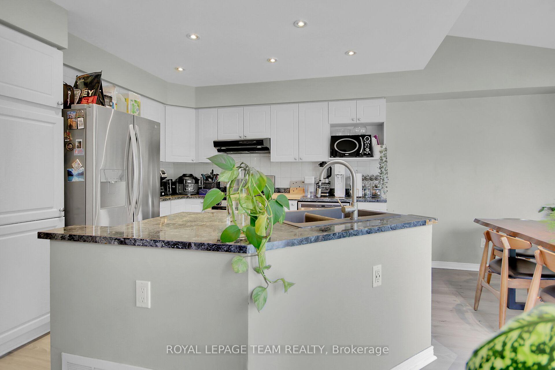 Photo 15 of 39 Foxden Place, Ottawa, Hunt Club Park — HOMEH