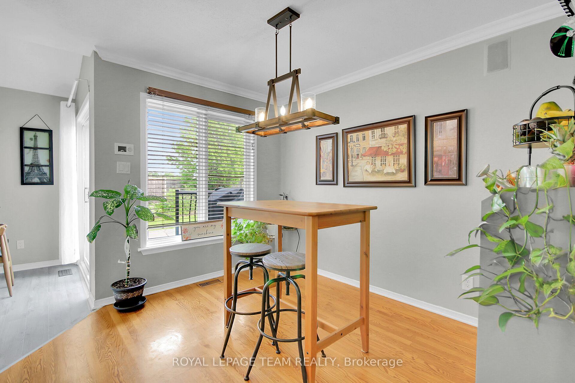 Photo 21 of 39 Foxden Place, Ottawa, Hunt Club Park — HOMEH
