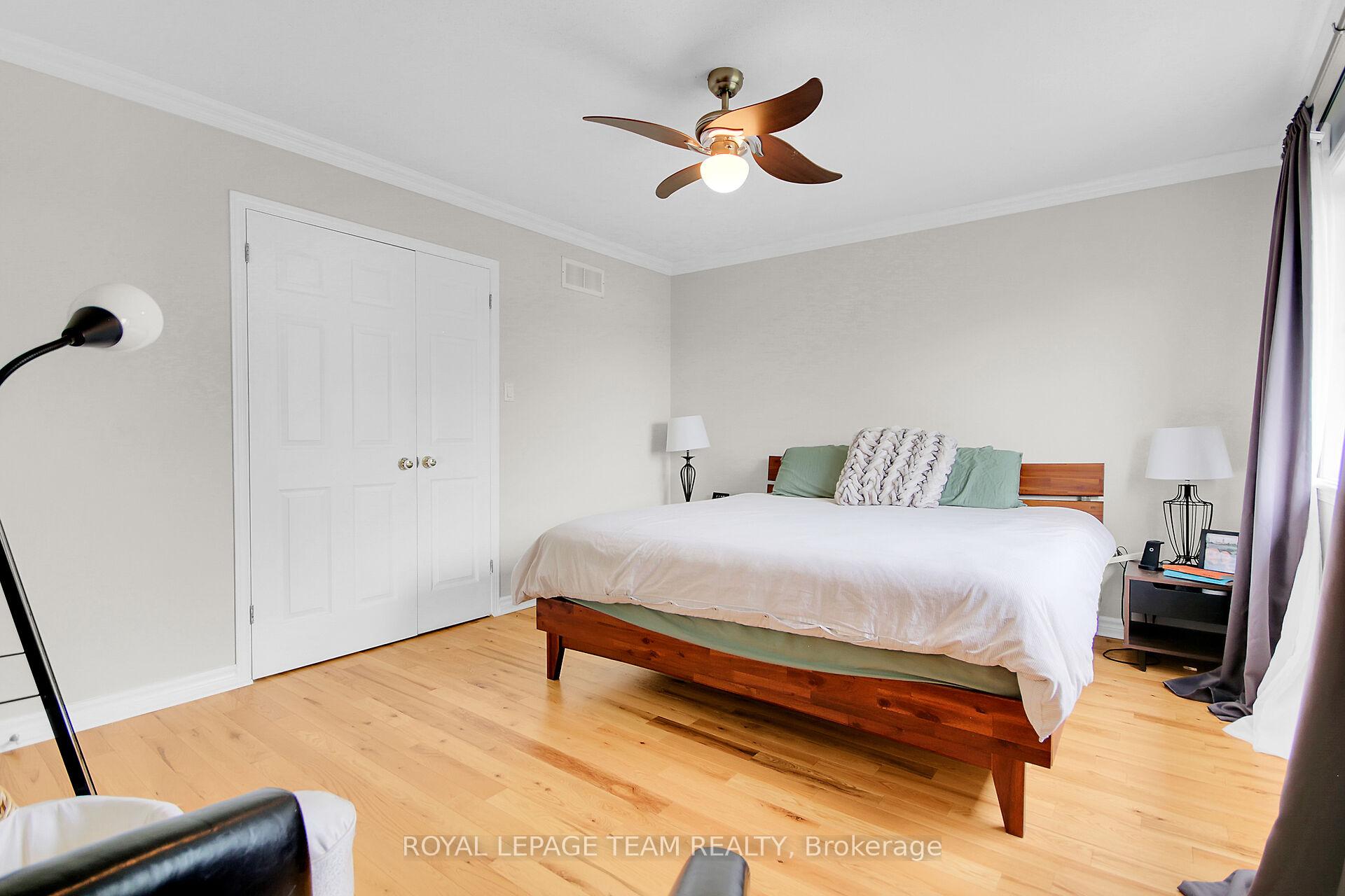 Photo 24 of 39 Foxden Place, Ottawa, Hunt Club Park — HOMEH