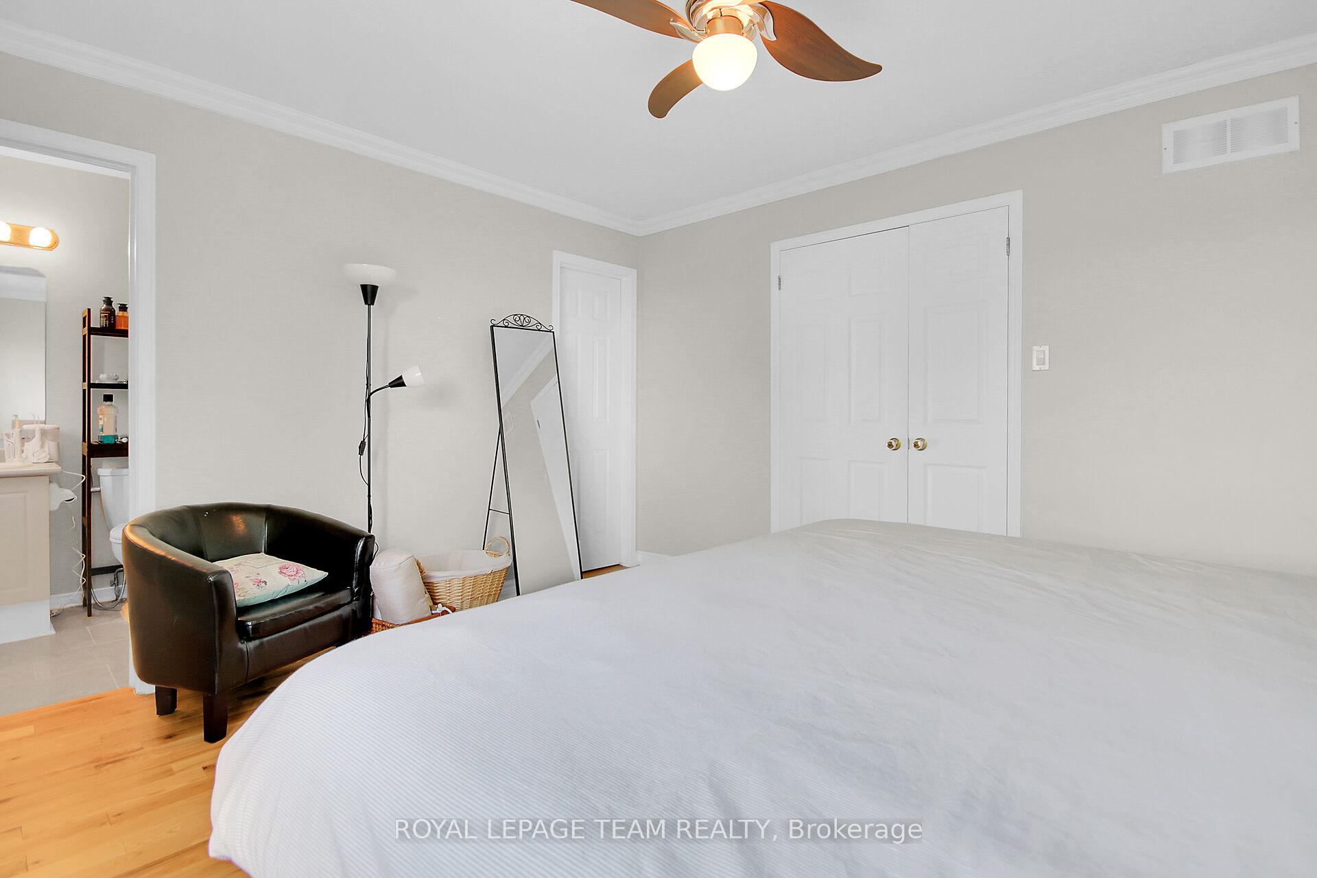 Photo 25 of 39 Foxden Place, Ottawa, Hunt Club Park — HOMEH