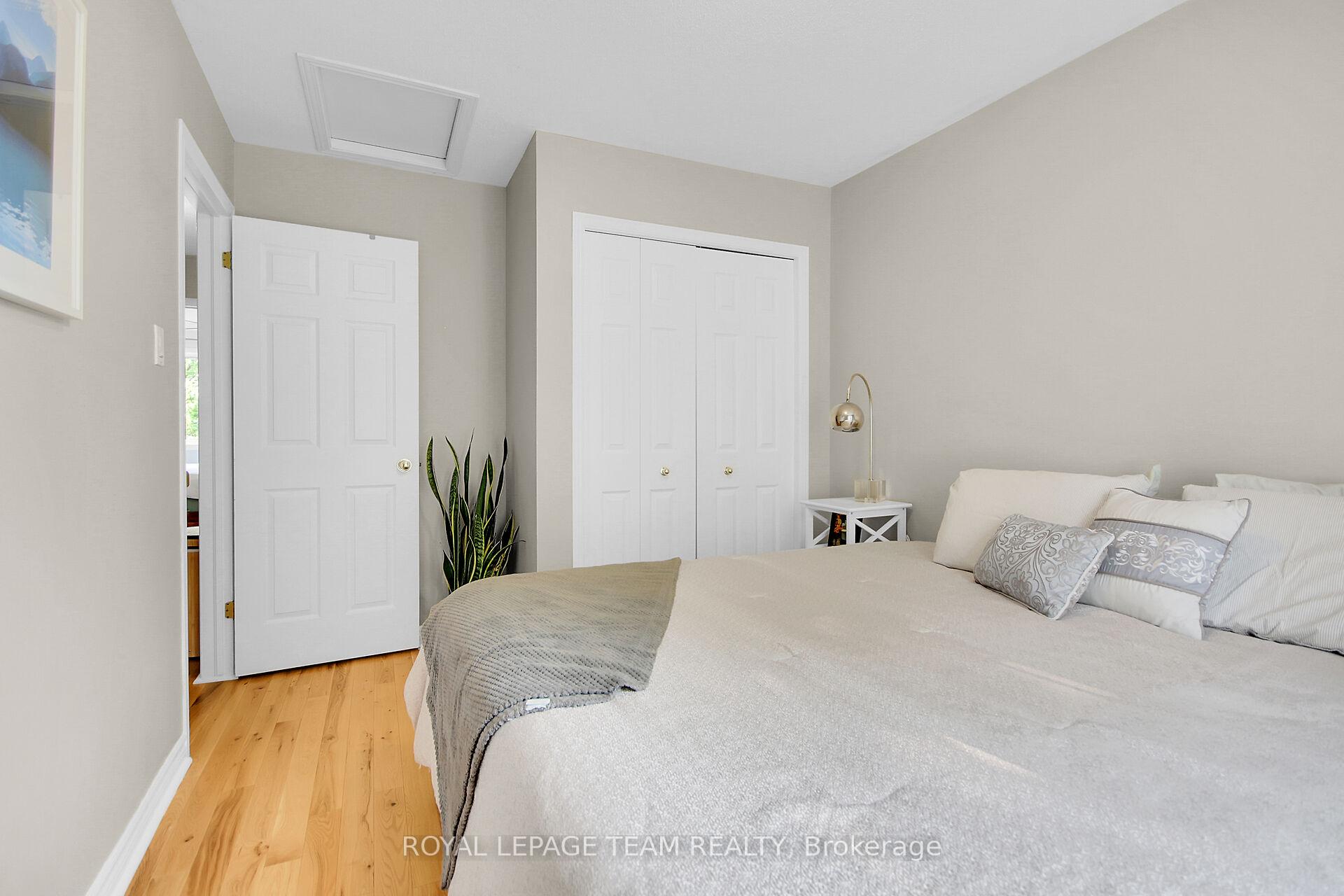 Photo 31 of 39 Foxden Place, Ottawa, Hunt Club Park — HOMEH