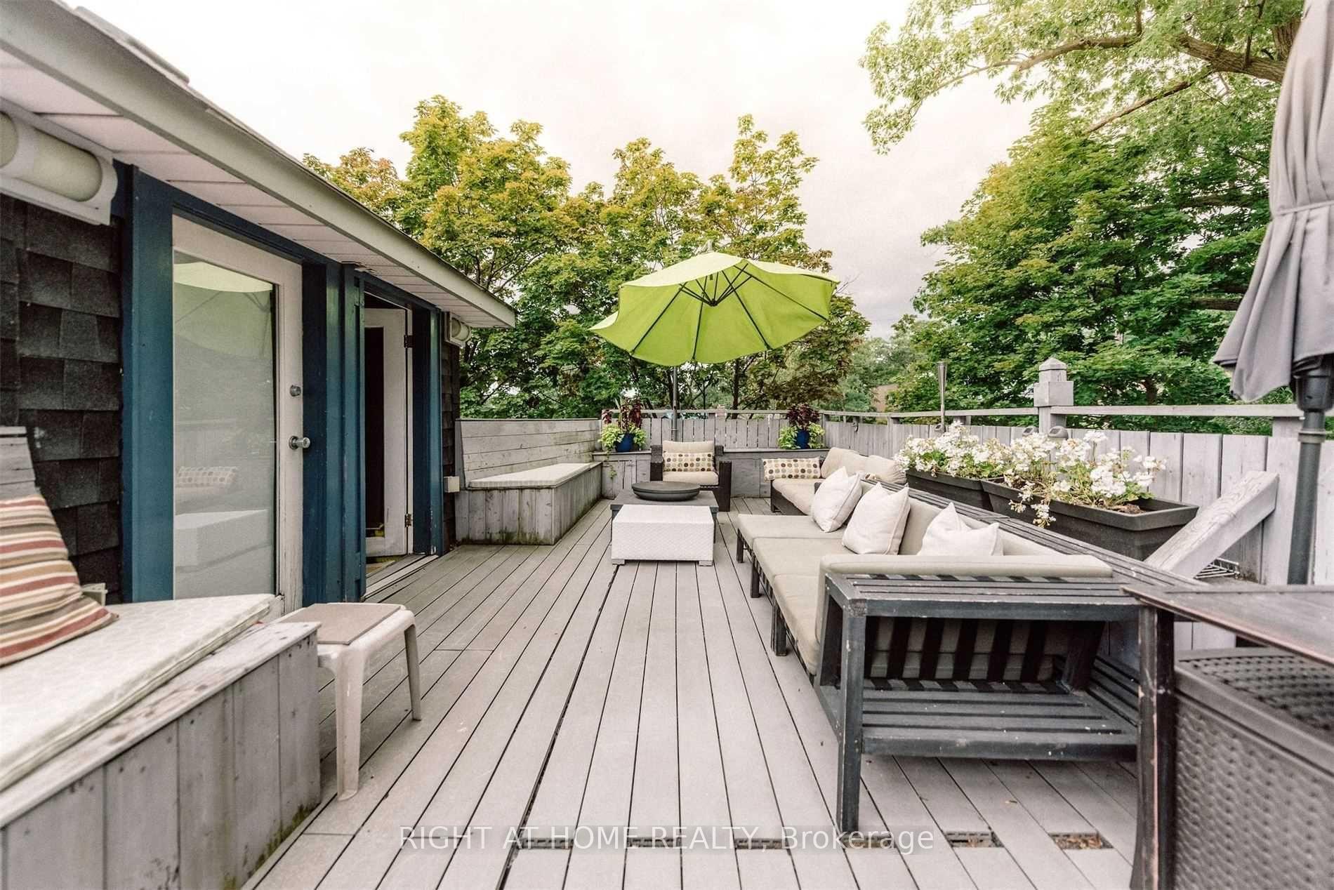 Photo 7 of 1-1 Sprucehill Road, Toronto, The Beaches — HOMEH