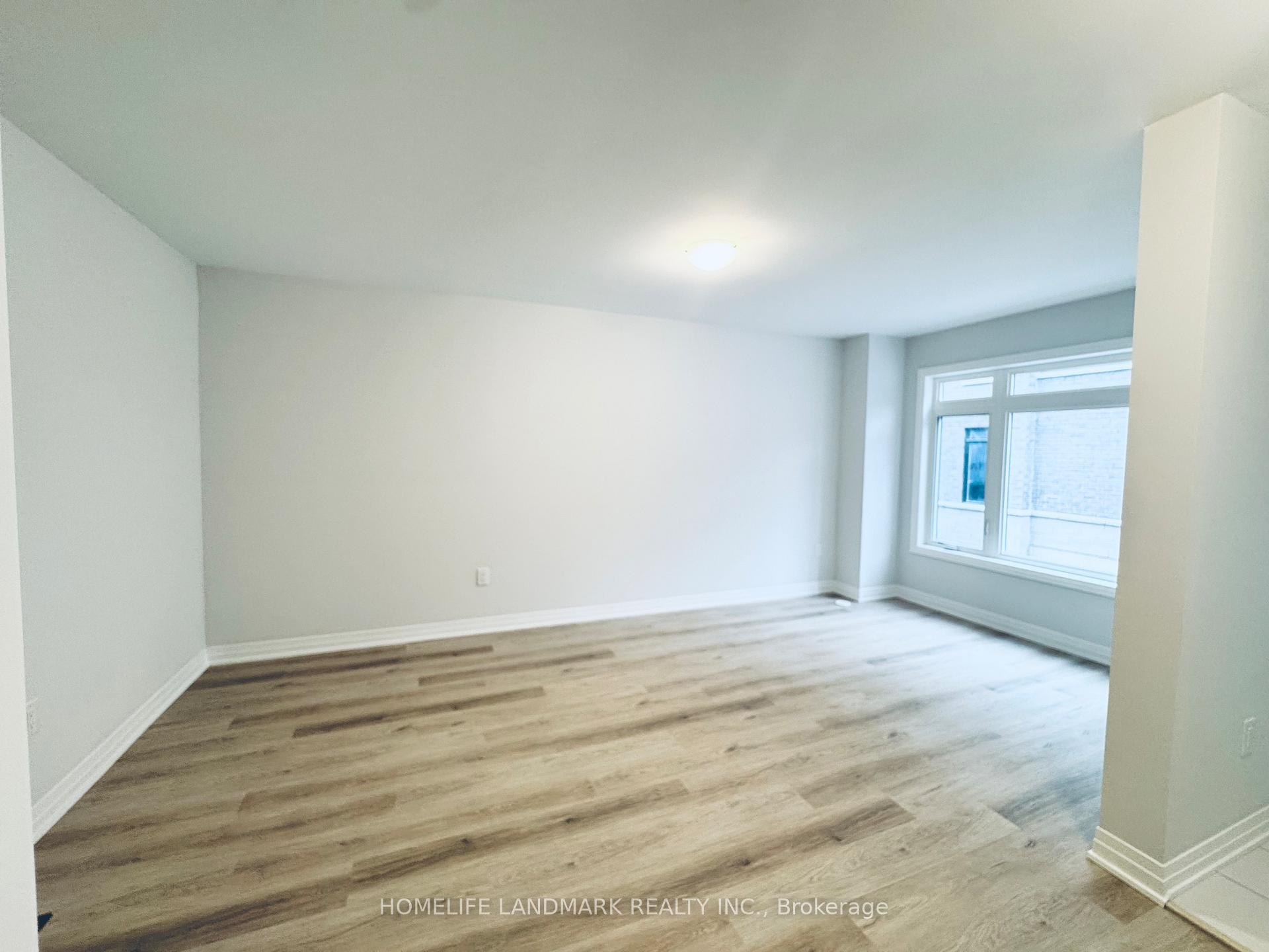 Photo 4 of 17 Frisinger Lane, Markham, Cornell — HOMEH