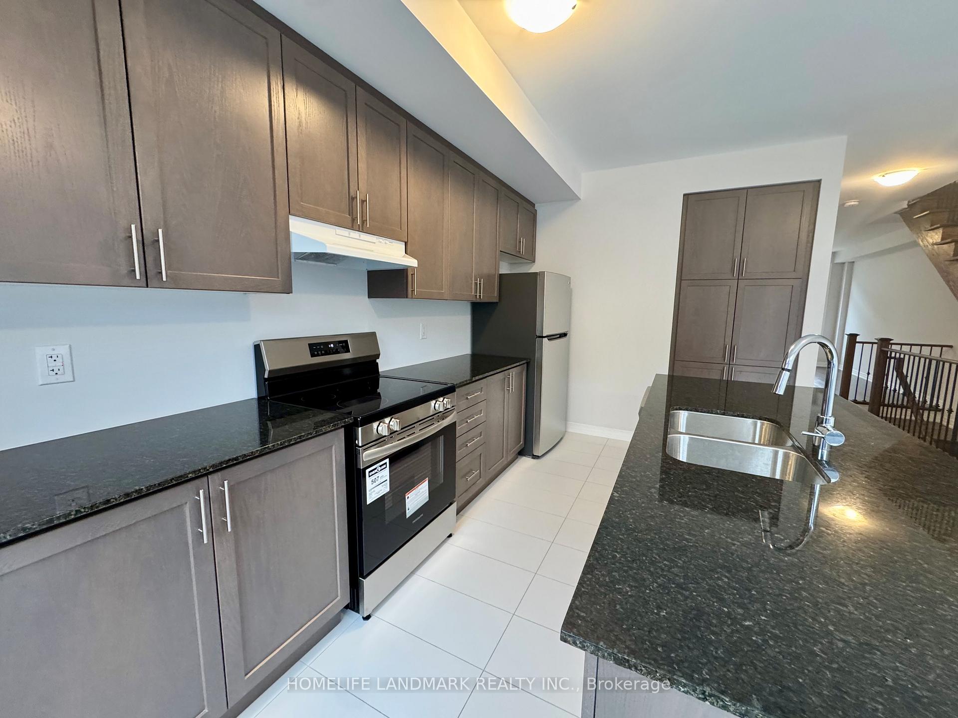 Photo 8 of 17 Frisinger Lane, Markham, Cornell — HOMEH