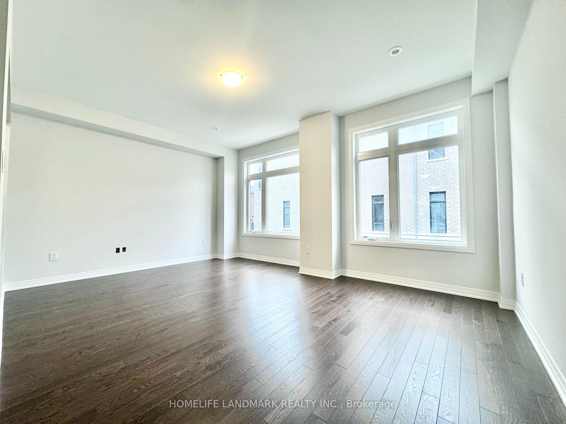 Photo 3 of 17 Frisinger Lane, Markham, Cornell — HOMEH